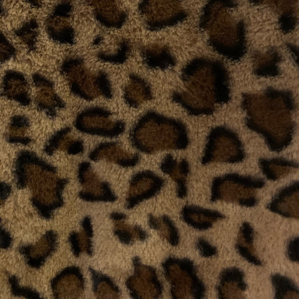 Leopard Print Teddy Coat - Picture 5 of 5